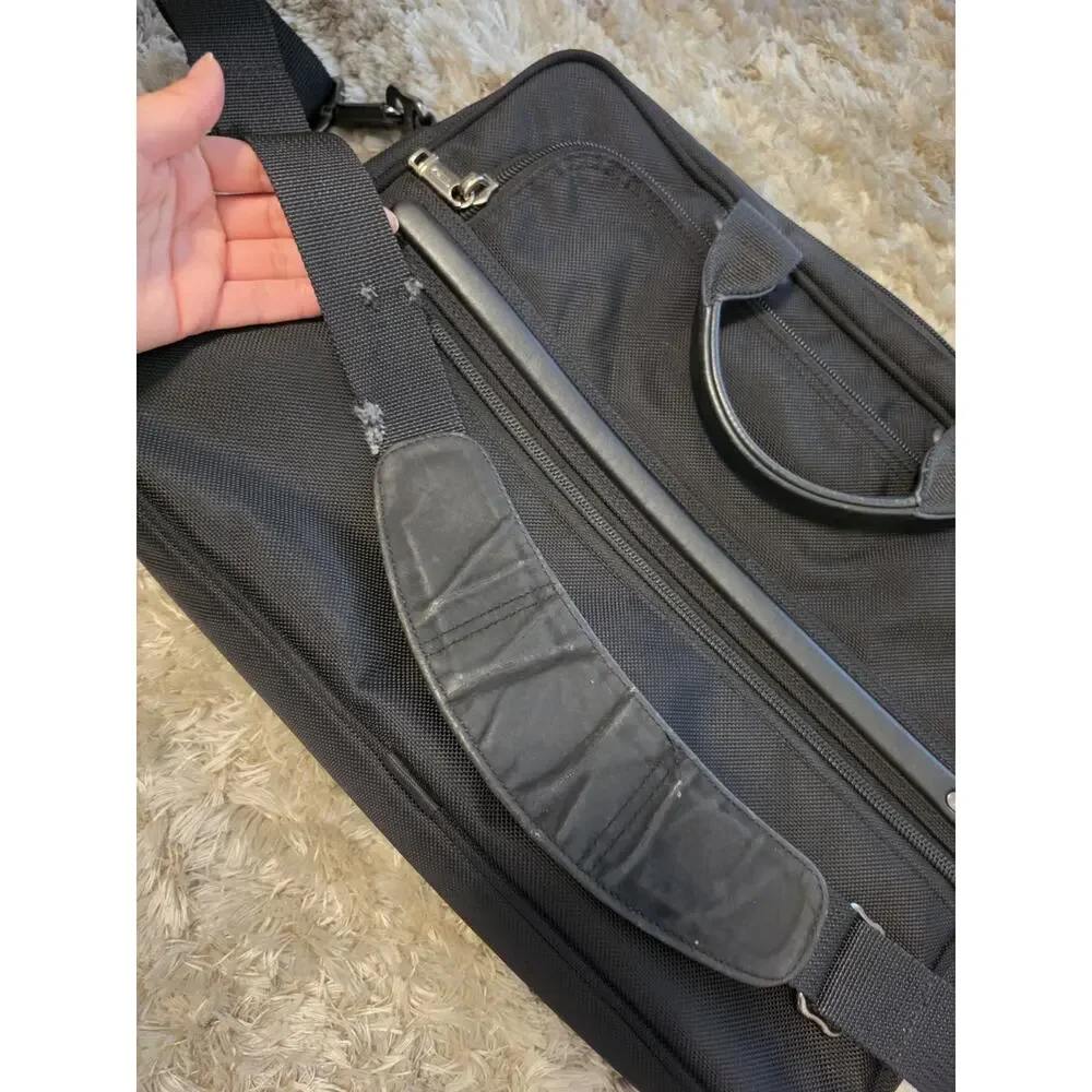 Tumi Men’s Black Ballistic Nylon Zipper Closure Briefcase 2 Way Laptop Bag